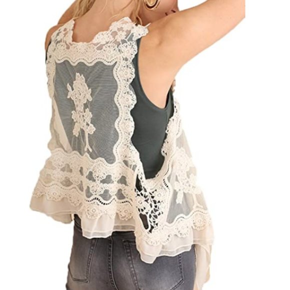 NWT Umgee Cream Lace Crochet Vest
